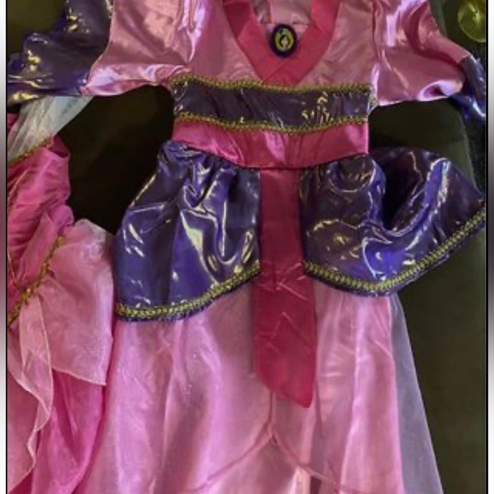 Size 7/8 NEW MULAN PRINCESS DRESS!
